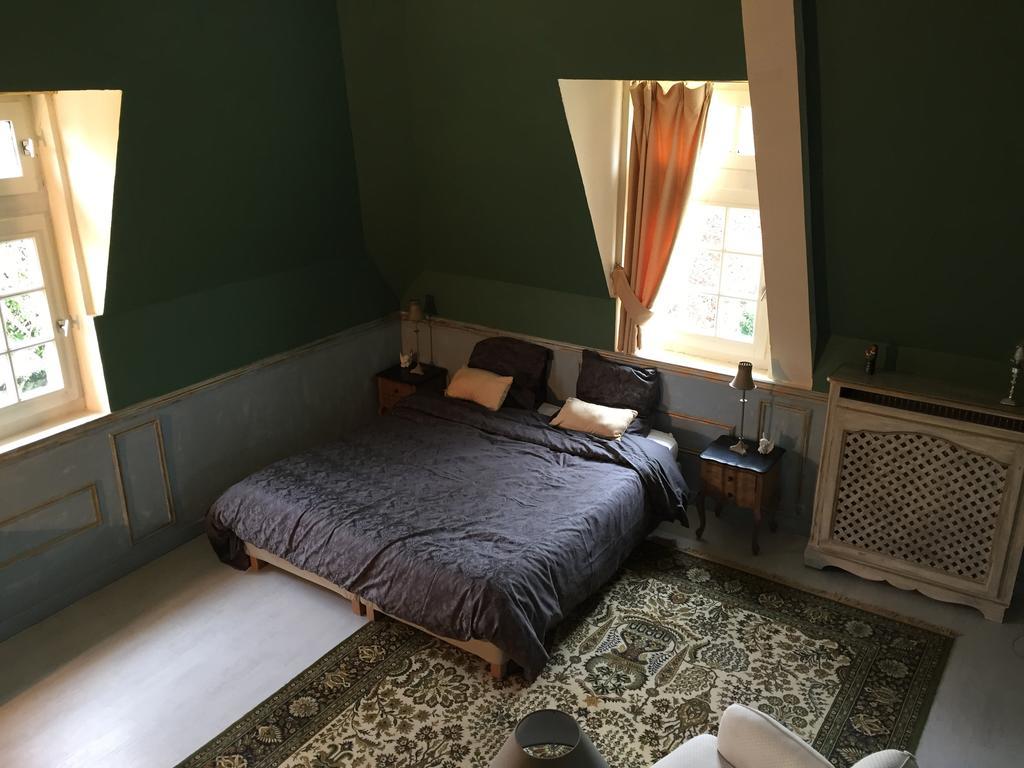 Le Castel Ecossais Bed & Breakfast Senlis  Bagian luar foto