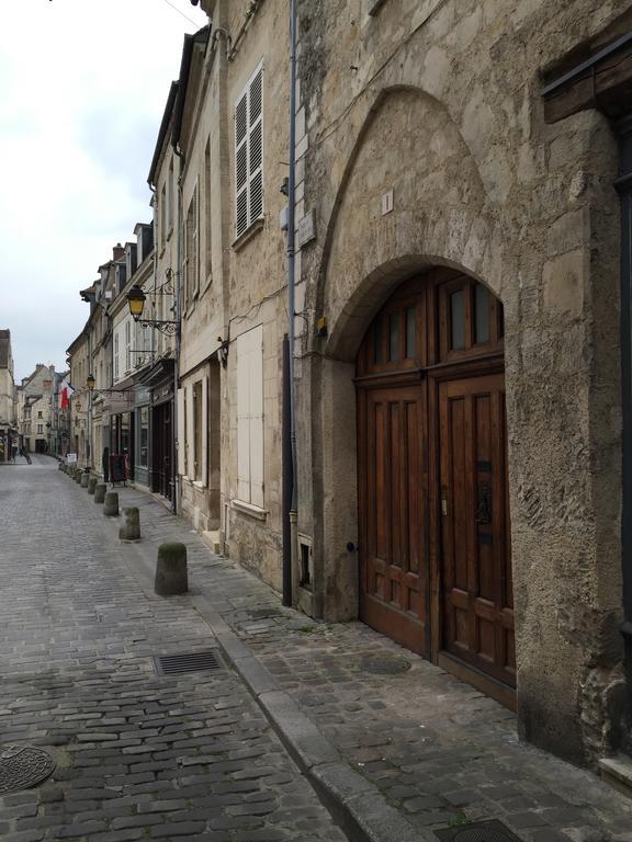 Le Castel Ecossais Bed & Breakfast Senlis  Bagian luar foto