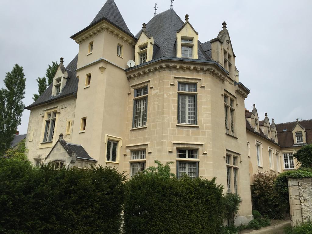 Le Castel Ecossais Bed & Breakfast Senlis  Bagian luar foto