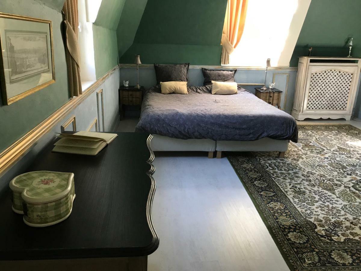 Le Castel Ecossais Bed & Breakfast Senlis  Bagian luar foto