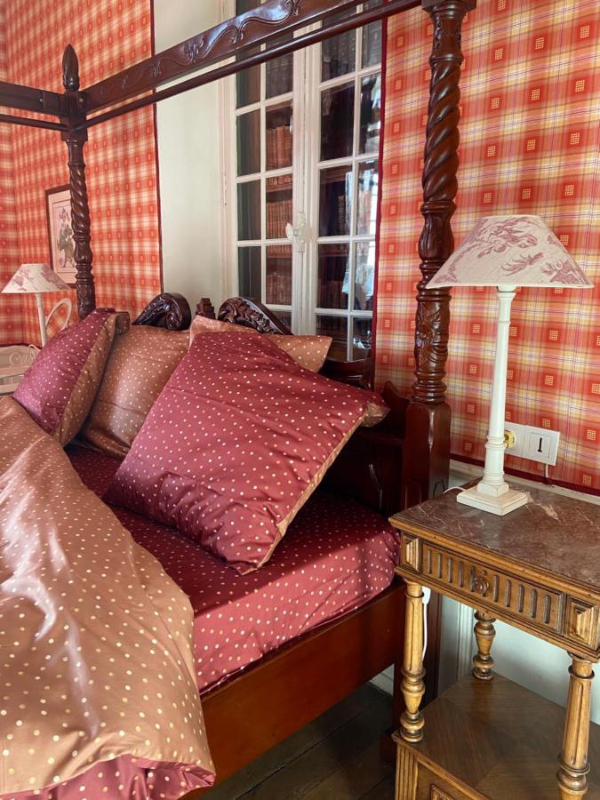 Le Castel Ecossais Bed & Breakfast Senlis  Bagian luar foto